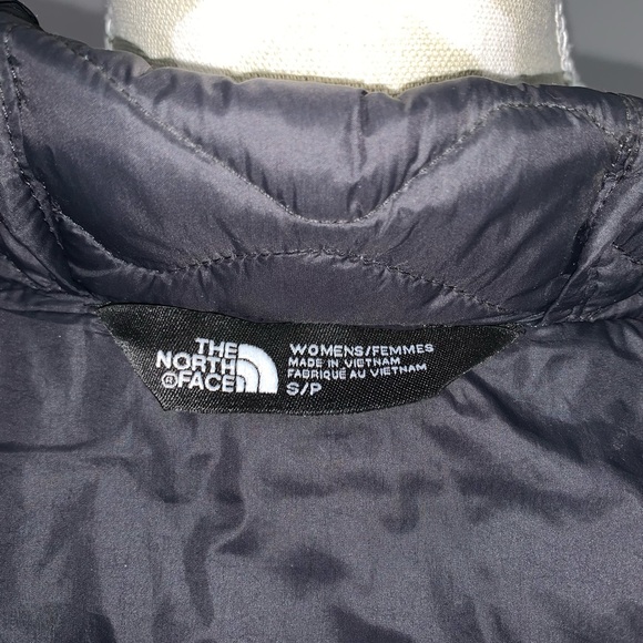 🆕 The North Face Thermoball Jacket - Picture 6 of 9